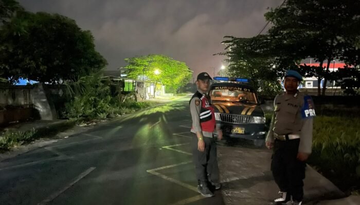 Polisi Aktif Jaga Keamanan Warga Lombok Barat dengan Patroli KRYD