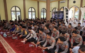 Peringatan Maulid Nabi di Polres Loteng, Tingkatkan Keimanan dan Sukseskan Pemilukada.