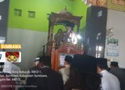 Kapolsek Sumbawa Mengambil Khutbah dan Sampaikan Pesan Kamtibmas Menjelang Pilkada Serentak 2024