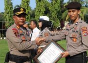 Polres Lombok Barat Berikan Penghargaan ‘Police of The Month’ untuk Personel Berprestasi