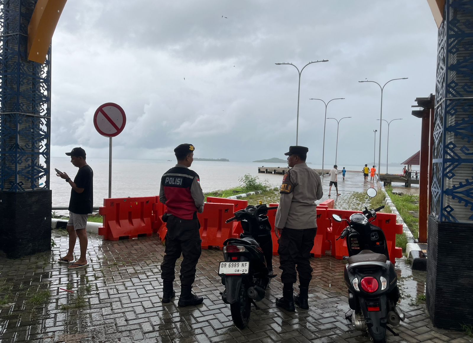 Dermaga Tawun Dijaga Ketat Liburan Aman di Sekotong