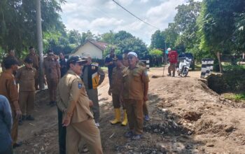 Respon Cepat! Pj Bupati Lombok Barat Tinjau Langsung Lokasi Banjir Sekotong