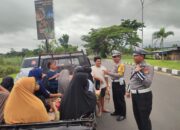 Polres Loteng Himbau Warga Tidak Gunakan Mobil Bak Terbuka Rayakan Libur Nataru.