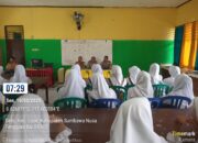 Polsek Lape Gelar Police Goes to School di SMPN 1 Lape Desa Dete