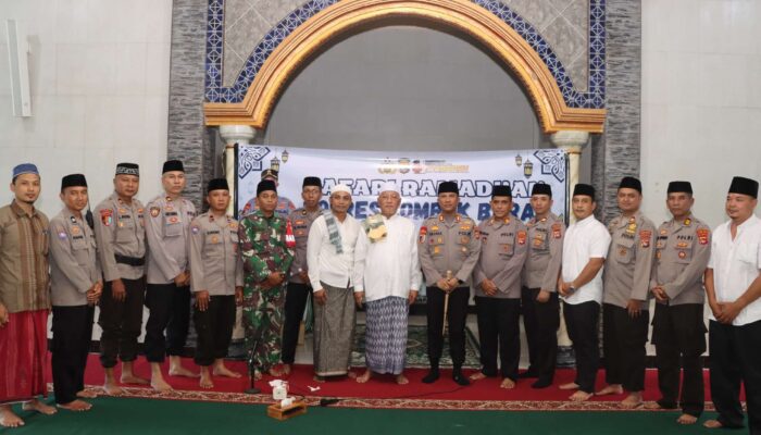 Kapolres Lombok Barat Safari Ramadhan, Santri Sambut Hangat