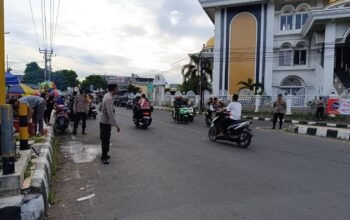 Patroli Rawan Sore: Upaya Polsek Gerung Jaga Ketertiban Ramadan