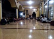 Jaga Kamtibmas, Polsek Labuapi Adakan Kultum Subuh di Masjid Asasuttawa