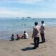 Upaya Polsek Lembar Tingkatkan Keamanan di Pantai Cemara dengan Patroli KRYD