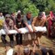 Anggota Polsek Buluspesantren Ikut Menggali Makam demi Bantu Sahabatnya