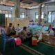 Bhabinkamtibmas Desa Ntori Sambang dan Ajar Anak-anak Mengaji di TPA Nurul Huda, Sampaikan Pesan Kamtibmas