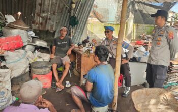 Cegah Gangguan Kamtibmas, Polsek Kediri Rutin Sambangi Warga