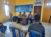 Satlantas Polres Loteng Sosialisasikan Bahaya Penggunaan Bak Terbuka Untuk Mengangkut Orang.  ‎