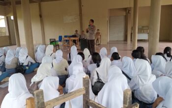 Sosialisasi Kepolisian Lindungi Generasi Muda dari Kenakalan