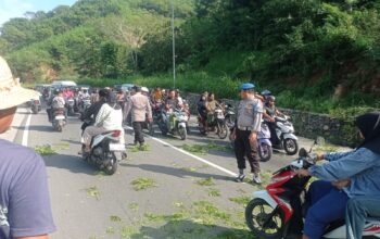 Respons Cepat Polsek Lembar Jaga Kamtibmas di Kegiatan Warga