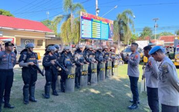 Kapolres Bima AKBP Eko Sutomo S.I.K.,M.I.K., Pimpin Latihan Pengendalian Massa Antisipasi May Day