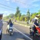 Sat Lantas Polres Bima Kota Laksanakan Rawan Pagi, Bantu Anak Sekolah dan Pejalan Kaki Menyeberang Jalan
