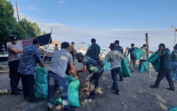 *Sambut Hari Bhayangkara ke-79, Polres Lombok Utara Gelar Aksi Bersih Pantai di Dusun Kerakas