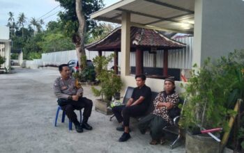 Bhabinkamtibmas Batulayar Ajak Warga Manfaatkan Pekarangan untuk Ketahanan Pangan