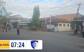 Sat Lantas Polres Bima Kota Laksanakan Rawan Pagi, Bantu Penyeberangan Pejalan Kaki dan Anak Sekolah