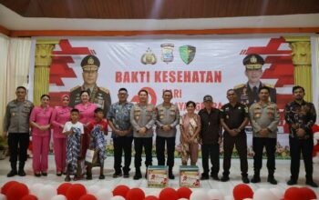 Semarak Hari Bhayangkara ke-79, Polda Sulut Gelar Bakti Kesehatan di Desa Pakuweru Minsel