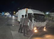 KMP Surya 777 Tiba di Lembar, Polisi Pastikan Proses Bongkaran Aman