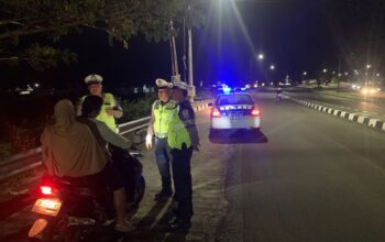 Patroli Malam Intensif Satlantas Amankan Bypass BIL Lombok Barat