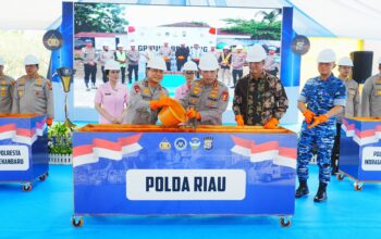 Dukung Penuh Program MBG, Kapolri Hadiri Groundbreaking 9 SPPG Polda Riau