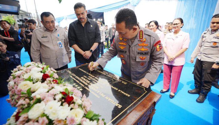 Kapolri Resmikan 28 SPPG Polri, Instruksikan Perkuat Quality Control