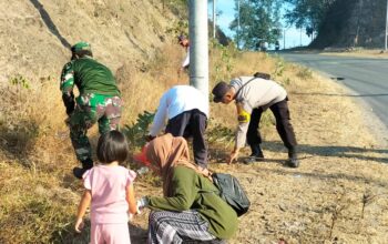Bhabinkamtibmas Desa Mantun Ajak Warga Gotong Royong Sambut HUT RI ke-80