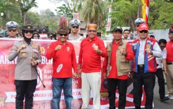 Polres Sumbawa Ikut Serta Pawai Alegoris Meriahkan HUT ke-80 RI di Sumbawa, Ajak Masyarakat Jaga Semangat Kebersamaan