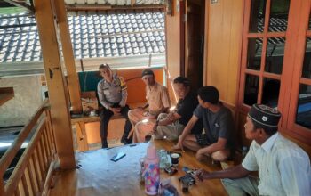 BHABINKAMTIBMAS SETELUK ATAS IMBAU WARGA JAGA KAMTIBMAS SECARA BERTAHAP, DARI SKALA KECIL HINGGA BESAR