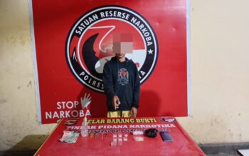 Gerebek Jual Edar Narkotika, Tim Opsnal Sat Resnarkoba Polres Bima Kota Ringkus Seorang Pengedar Sabu