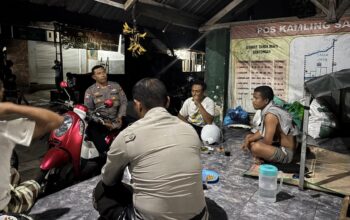 Polres Lombok Barat Perkuat Siskamling di Desa Montong Are, Kecamatan Kediri