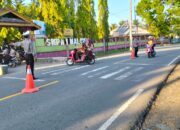 Hadir di Tengah Masyarakat, Polsek Maluk Tertibkan Lalu Lintas Pagi