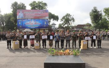 ‎Jelang MotoGP 2025, Polres Loteng Gelar Apel Satkamling Perkuat Harkamtibmas. ‎ ‎