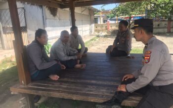 Sat Binmas Polres Lombok Barat Ajak Pemuda Pasar Kuripan Jaga Kamtibmas