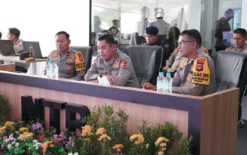 Jamin Kelancaran MotoGP 2025, Astamaops Kapolri Bersama Kapolda NTB Tinjau Command Center Mandalika