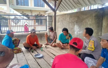 Bhabinkamtibmas Labuapi Buktikan Kehadiran Polri: Jaga Kamtibmas, Dorong Ketahanan Pangan Warga Kerepet