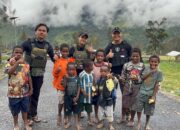 Satgas Ops Damai Cartenz Gelar Pemeriksaan Kesehatan dan Interaksi Humanis Bersama Masyarakat Sinak