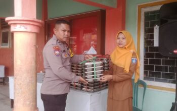 BHABINKAMTIBMAS DESA JANAPRIA MONITORING PENYALURAN MAKANAN BERGIZI GRATIS (MBG)
