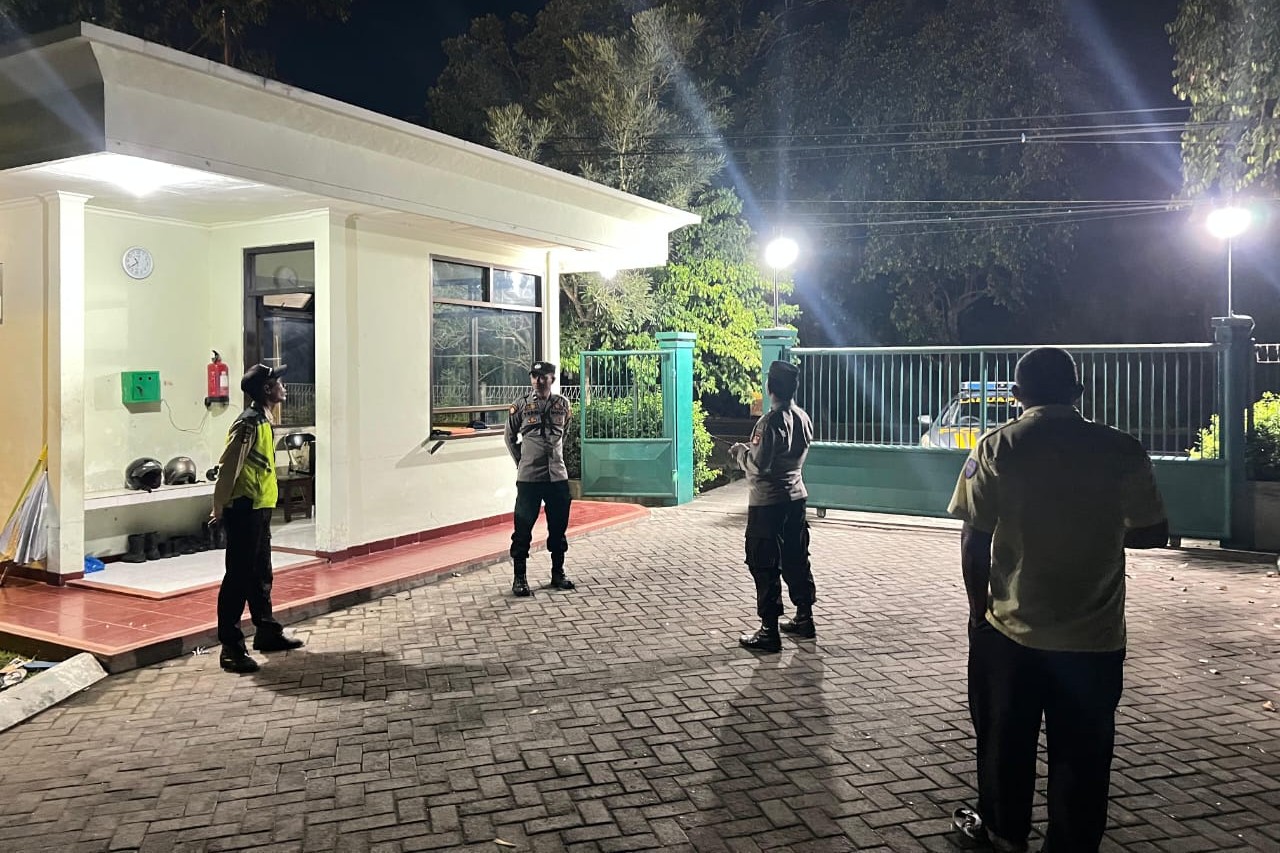 Cegah Kejahatan Jalanan, Polsek Labuapi Sisir Perumahan dan Jalur Bypass BIL II