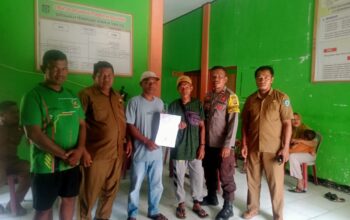 Bhabinkamtibmas Desa Woko Mediasi Warga Terkait Utang Piutang, Hasilkan Kesepakatan Damai