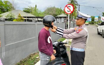 Personel Satlantas Polres Bima Kota Laksanakan Rawan Sore, Berikan Teguran dan Imbauan Keselamatan