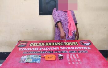 Jual Sabu, Ibu Rumah Tangga Digerebek Tim Opsnal Sat Narkoba Polres Bima Kota