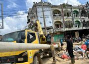 Personel Brimob Kawal Penormalan Listrik di Aceh Tamiang