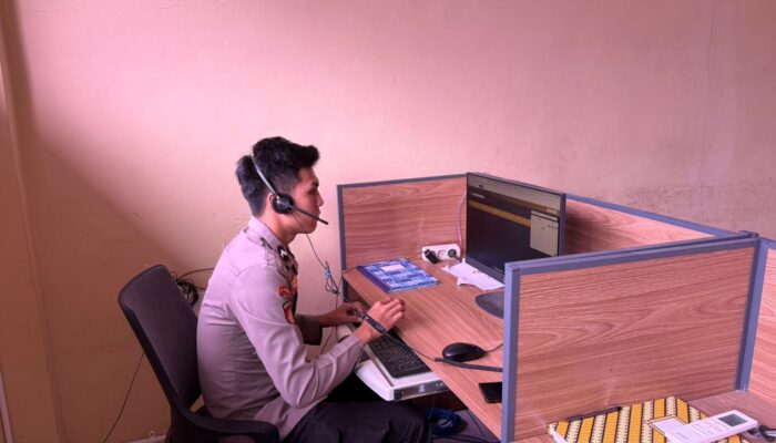 LAYANAN POLISI 110 TERUS DIOPTIMALKAN, OPERATOR SIAP RESPON CEPAT ADUAN MASYARAKAT Dompu